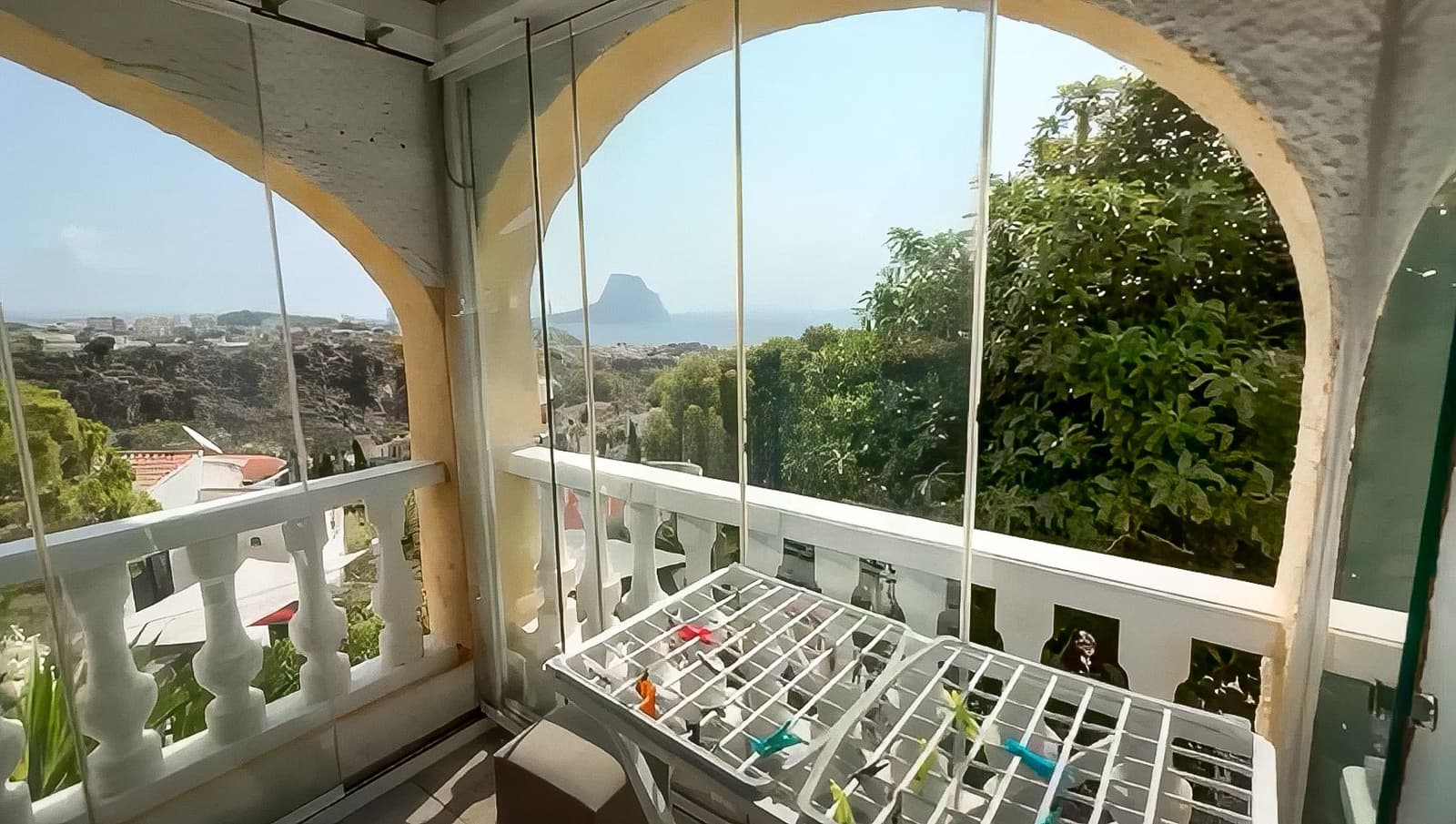 6 bedroom Villa for sale in Calpe / Calp with pool - € 890,000 (Ref: 9946517)