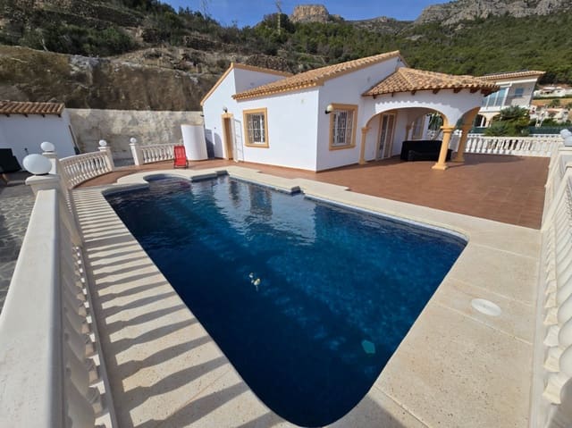 4 soverom Villa til salgs i Calpe / Calp med svømmebasseng - € 690 000 (Ref: 9946519)