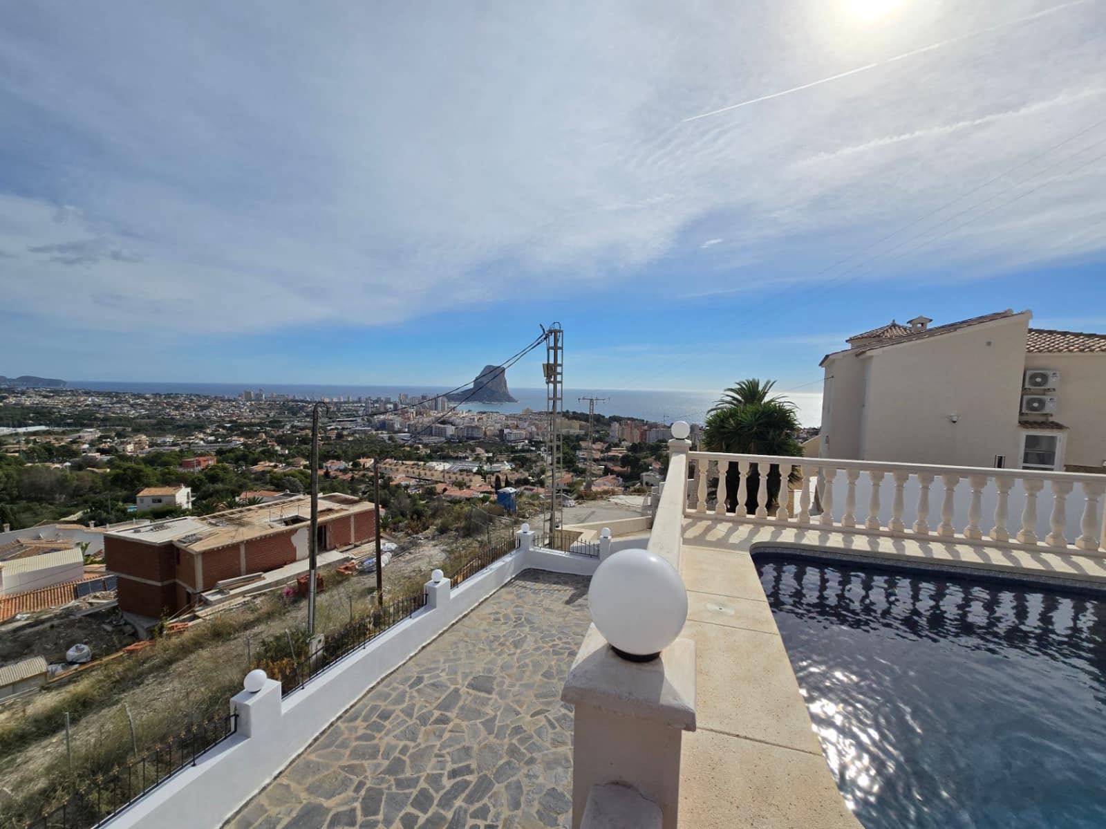 4 soverom Villa til salgs i Calpe / Calp med svømmebasseng - € 690 000 (Ref: 9946519)