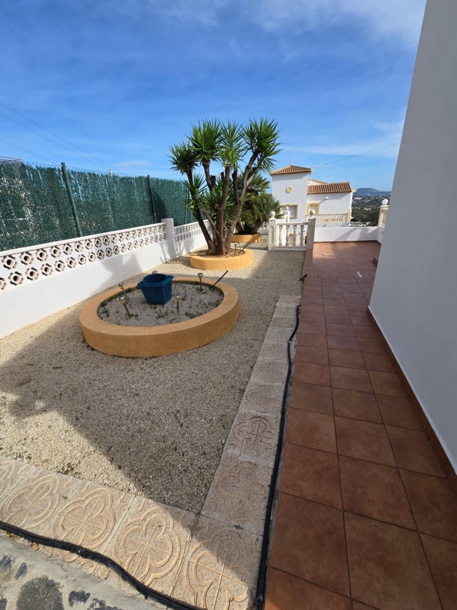 4 soverom Villa til salgs i Calpe / Calp med svømmebasseng - € 690 000 (Ref: 9946519)