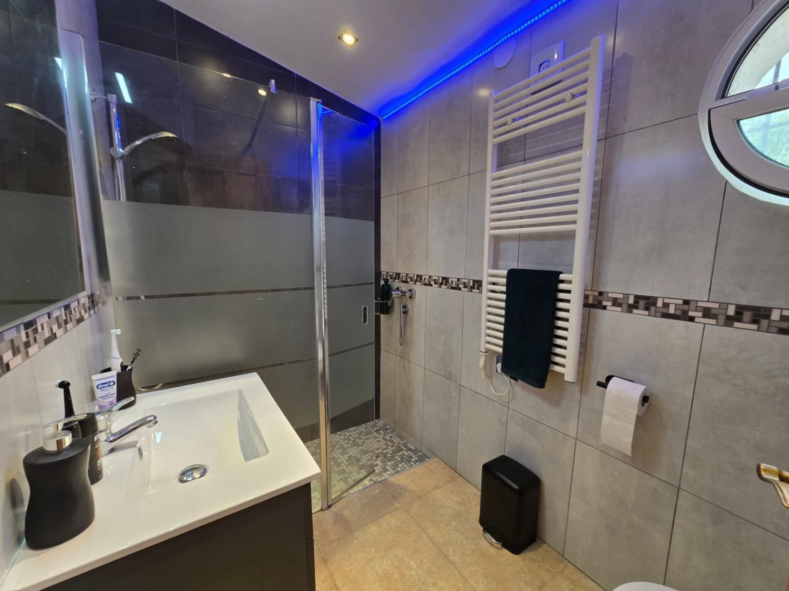 6 sypialnia Willa na sprzedaż w Calpe / Calp z basenem - 749 000 € (Ref: 9946521)