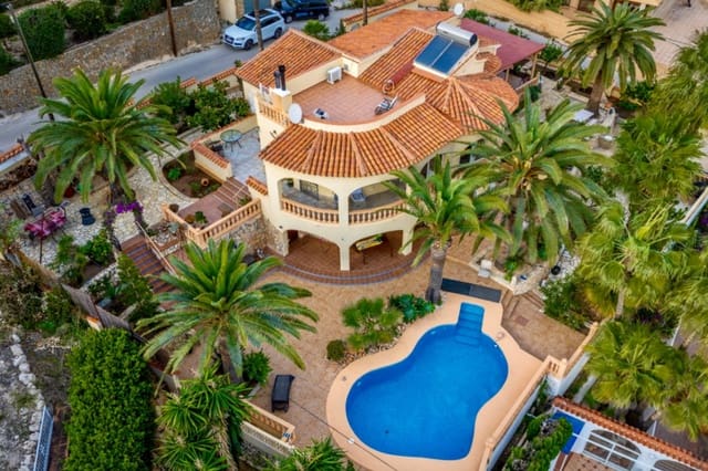5 soverom Villa til salgs i Maryvilla, Calpe / Calp med svømmebasseng - € 825 000 (Ref: 9946522)