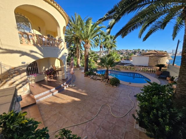 5 soverom Villa til salgs i Maryvilla, Calpe / Calp med svømmebasseng - € 825 000 (Ref: 9946522)