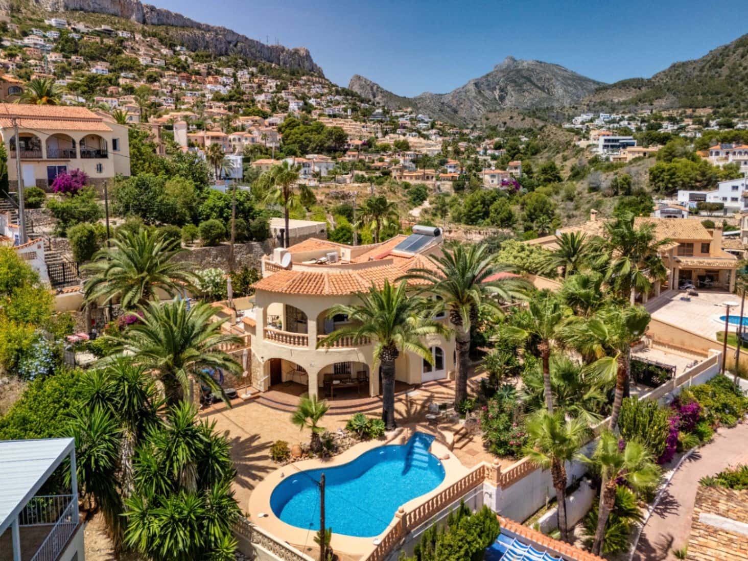 5 soverom Villa til salgs i Calpe / Calp med svømmebasseng - € 825 000 (Ref: 9946522)