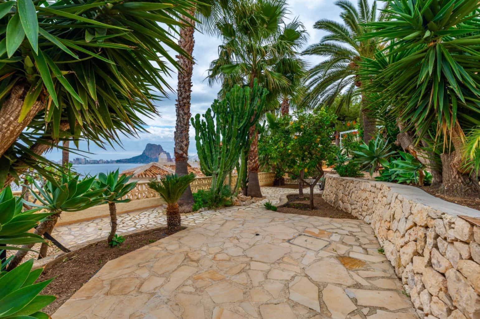 5 soverom Villa til salgs i Calpe / Calp med svømmebasseng - € 825 000 (Ref: 9946522)