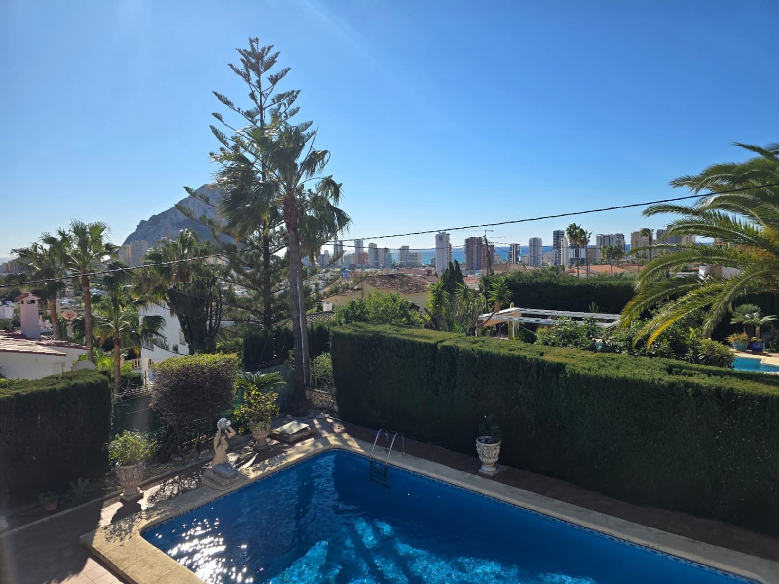 5 chambre Villa/Maison à vendre à Calpe / Calp avec piscine - 795 000 € (Ref: 9946524)