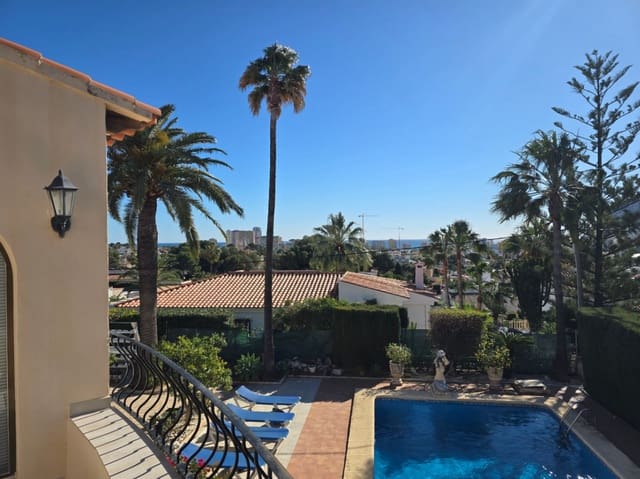 5 chambre Villa/Maison à vendre à Calpe / Calp avec piscine - 795 000 € (Ref: 9946524)