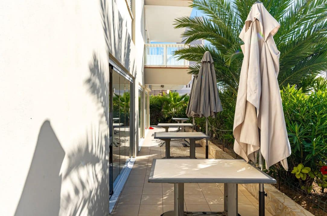 Villa for sale in Calpe / Calp with pool - € 850,000 (Ref: 9946531)