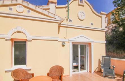 3 slaapkamer Villa te koop in Calpe / Calp met zwembad - € 435.000 (Ref: 9946532)