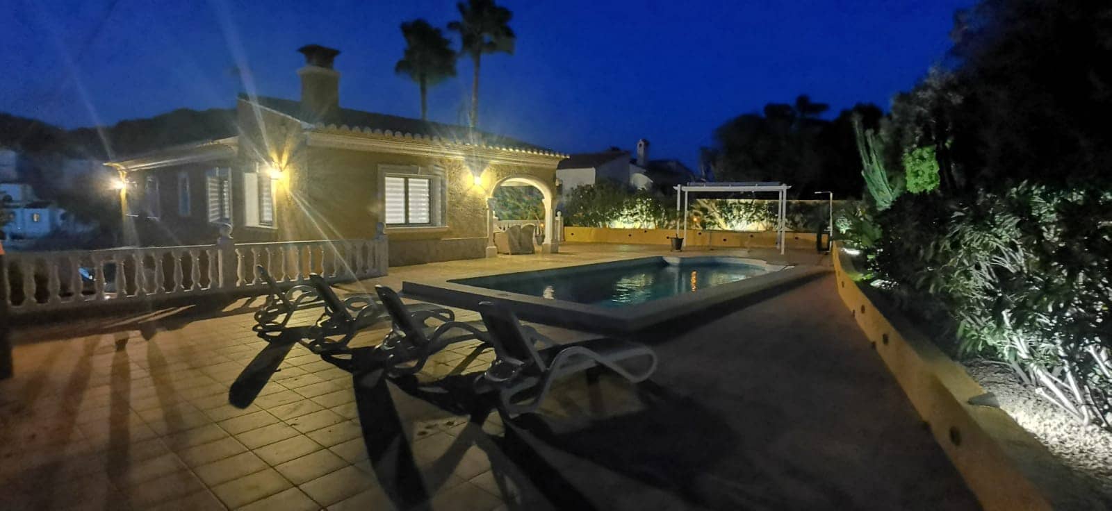 4 soveværelse Villa til salg i Calpe / Calp med swimmingpool - € 595.000 (Ref: 9946533)