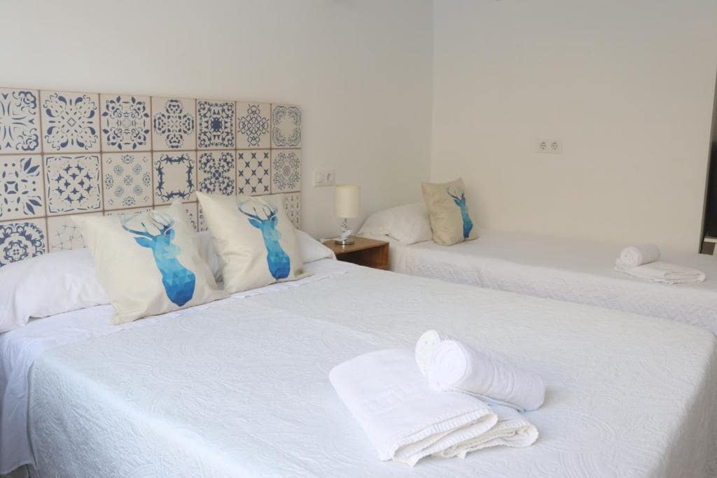 14 bedroom Villa for sale in Calpe / Calp - € 1,380,000 (Ref: 9946534)