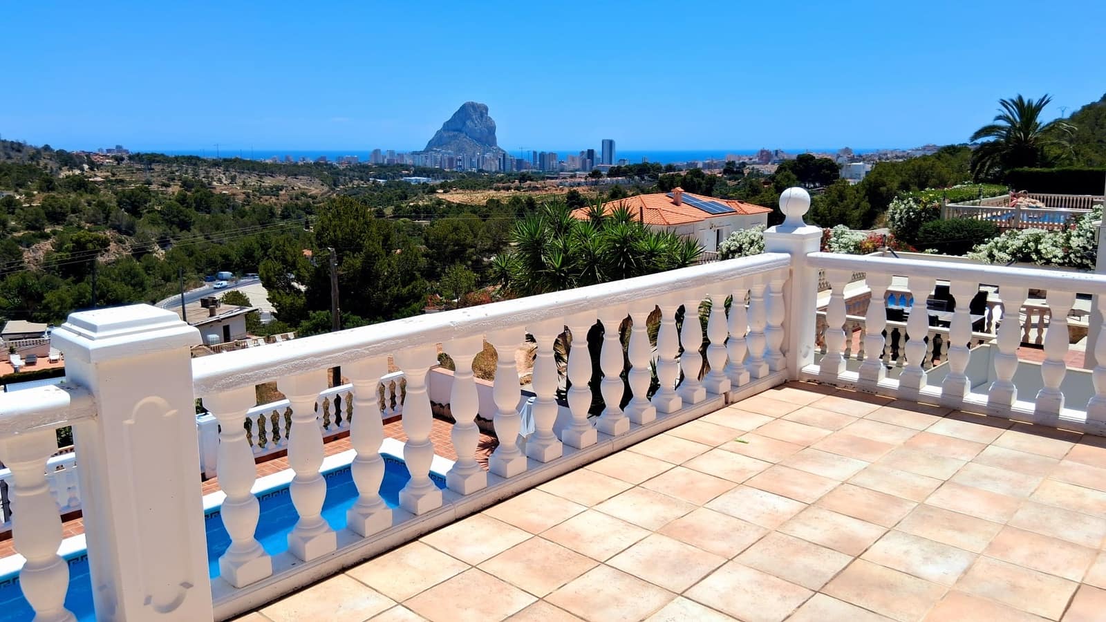 6 soverom Villa til salgs i Calpe / Calp med svømmebasseng - € 675 000 (Ref: 9946535)