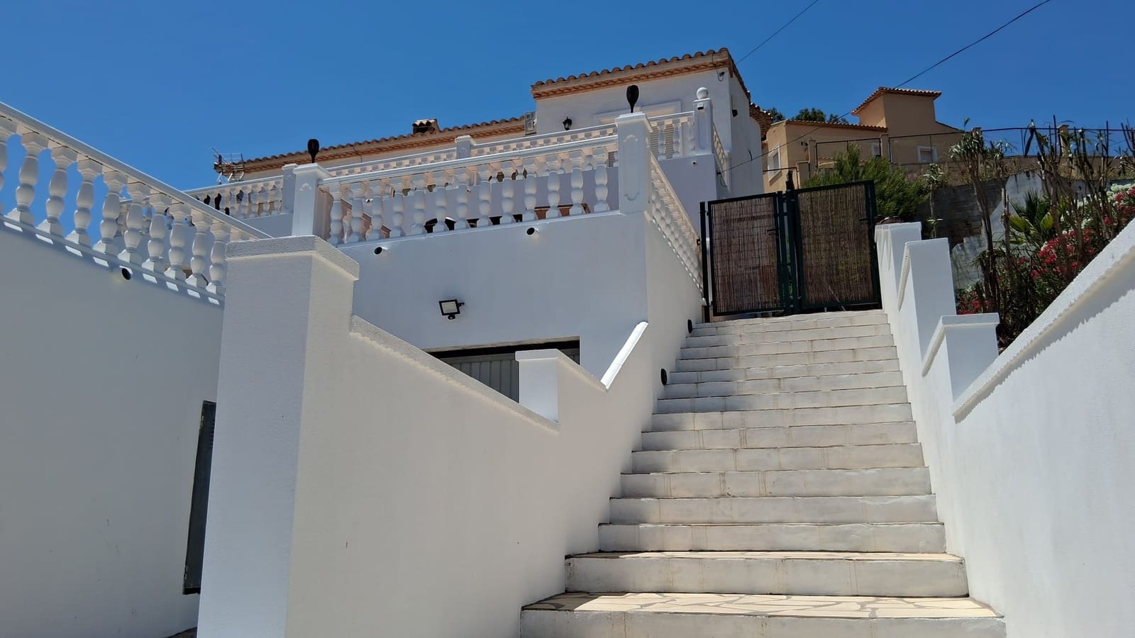 6 soverom Villa til salgs i Calpe / Calp med svømmebasseng - € 675 000 (Ref: 9946535)