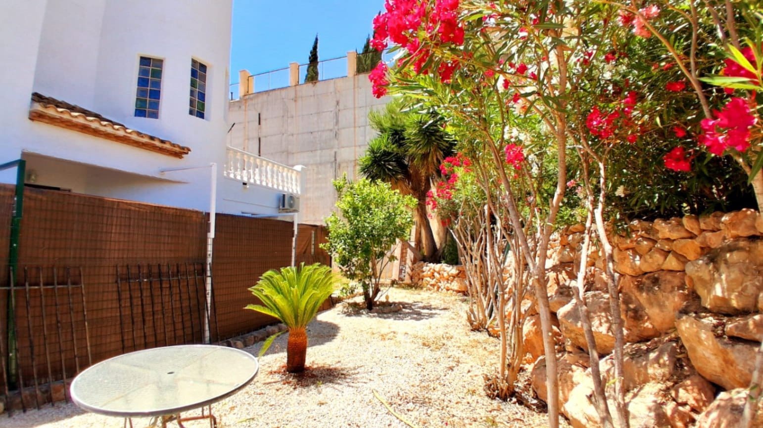 6 soverom Villa til salgs i Calpe / Calp med svømmebasseng - € 675 000 (Ref: 9946535)