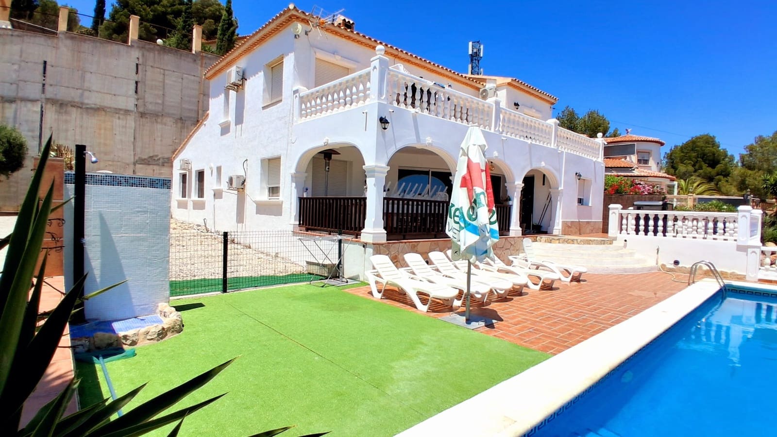 6 soverom Villa til salgs i Calpe / Calp med svømmebasseng - € 675 000 (Ref: 9946535)