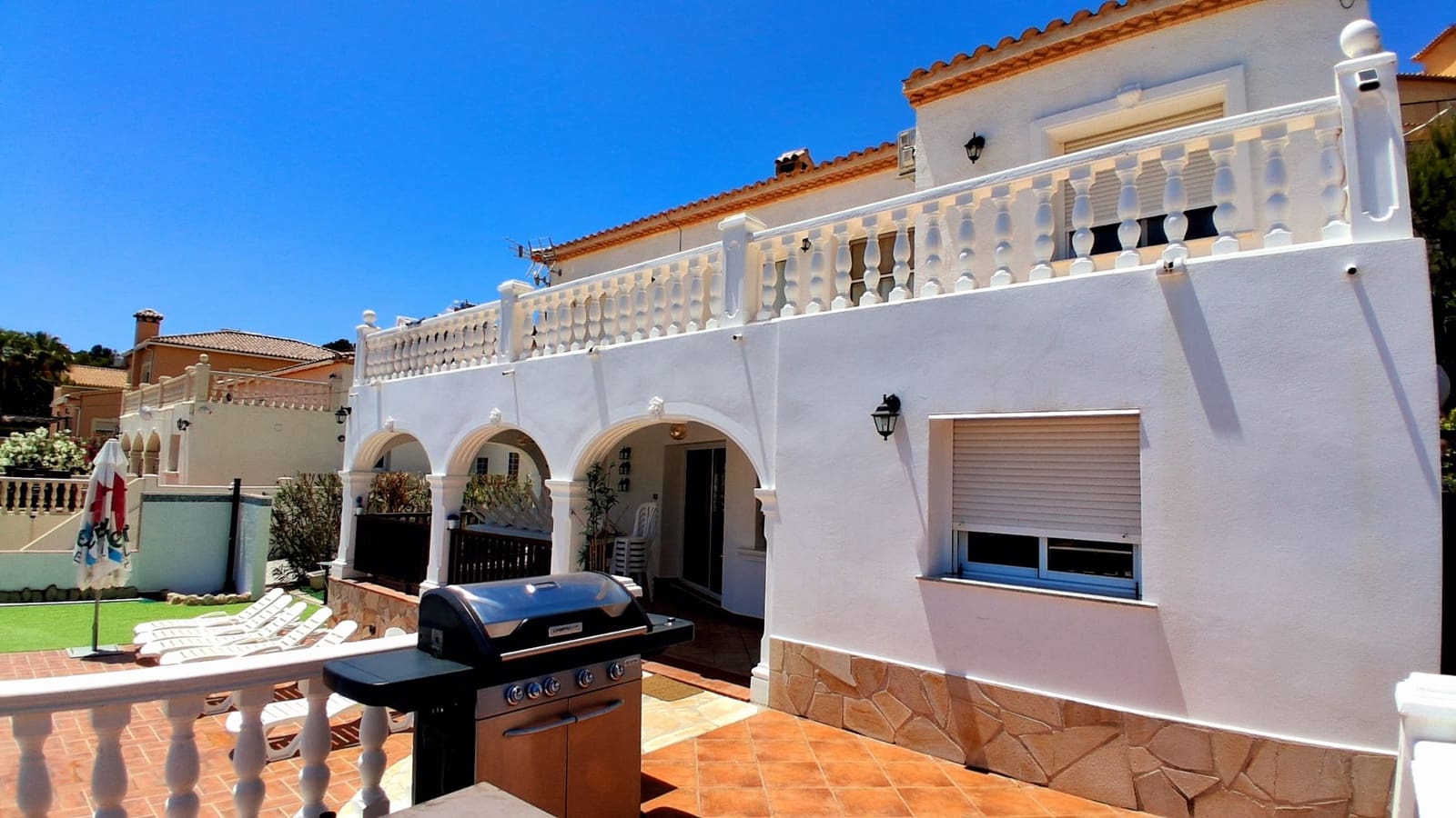 6 soverom Villa til salgs i Calpe / Calp med svømmebasseng - € 675 000 (Ref: 9946535)