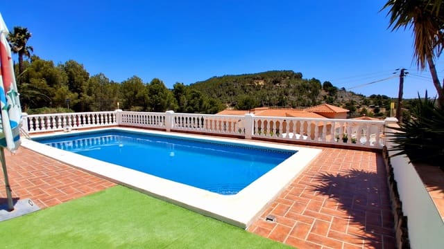 6 soverom Villa til salgs i Calpe / Calp med svømmebasseng - € 675 000 (Ref: 9946535)
