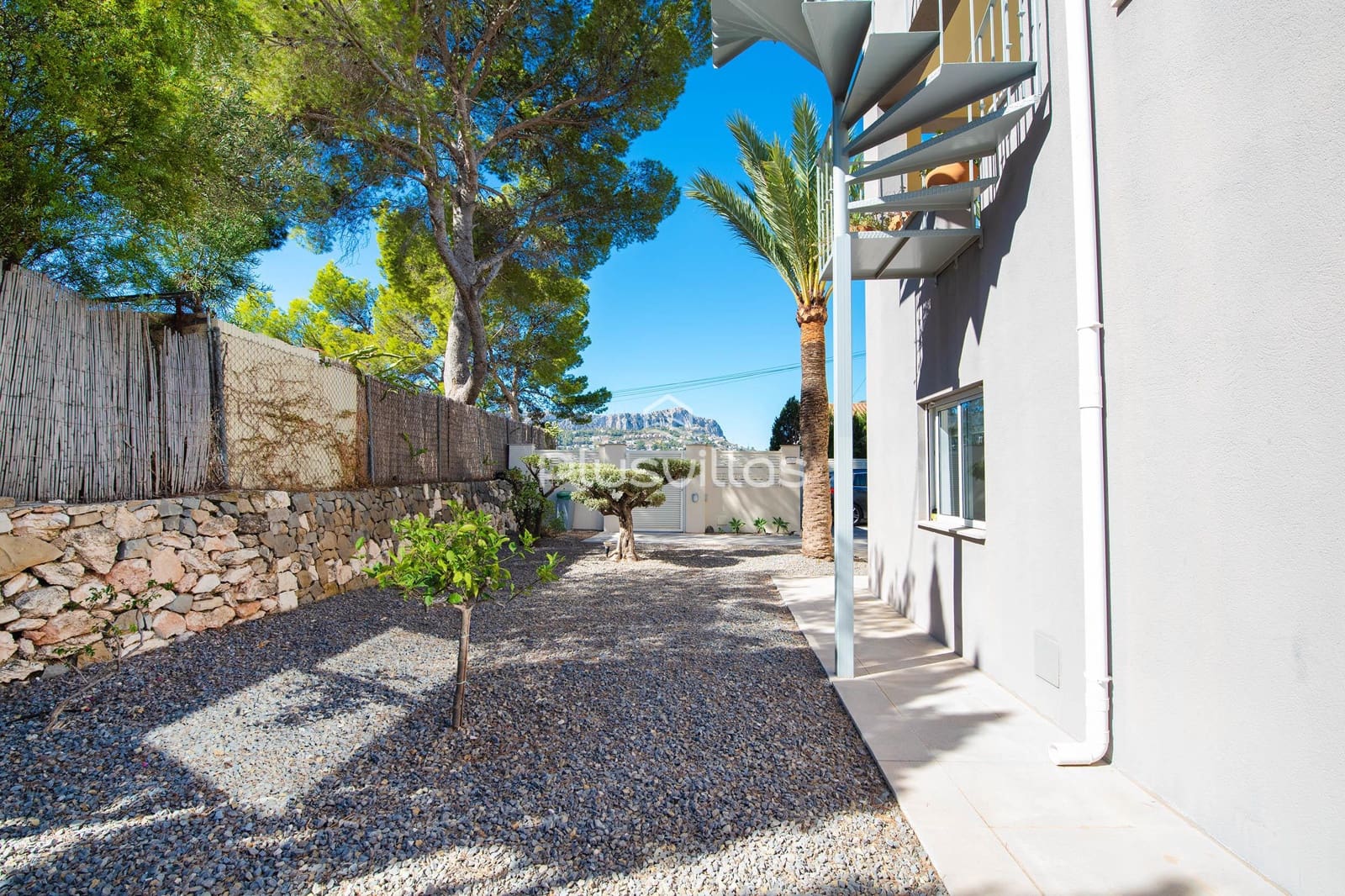 5 sypialnia Willa na sprzedaż w Calpe / Calp z basenem - 730 000 € (Ref: 9950094)