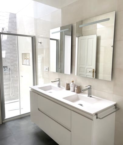 1 soveværelse Penthouse til salg i La Goleta, Málaga by - € 499.000 (Ref: 9626123)