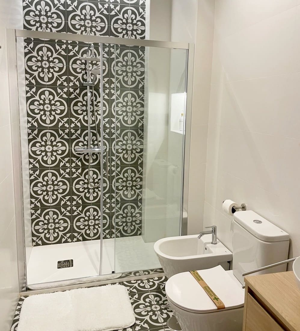 4 bedroom Flat for sale in Malaga city - € 715,000 (Ref: 9626137)