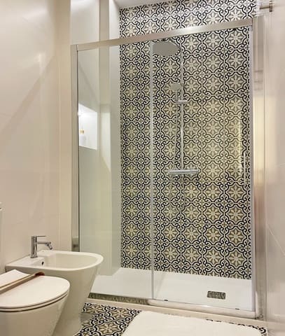 4 bedroom Flat for sale in Centro Historico, Málaga city - € 715,000 (Ref: 9626137)