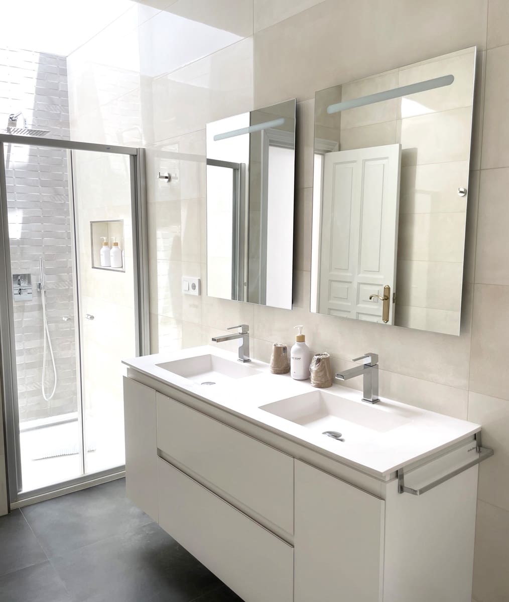 8 bedroom Flat for sale in Malaga city - € 1,800,000 (Ref: 9626192)