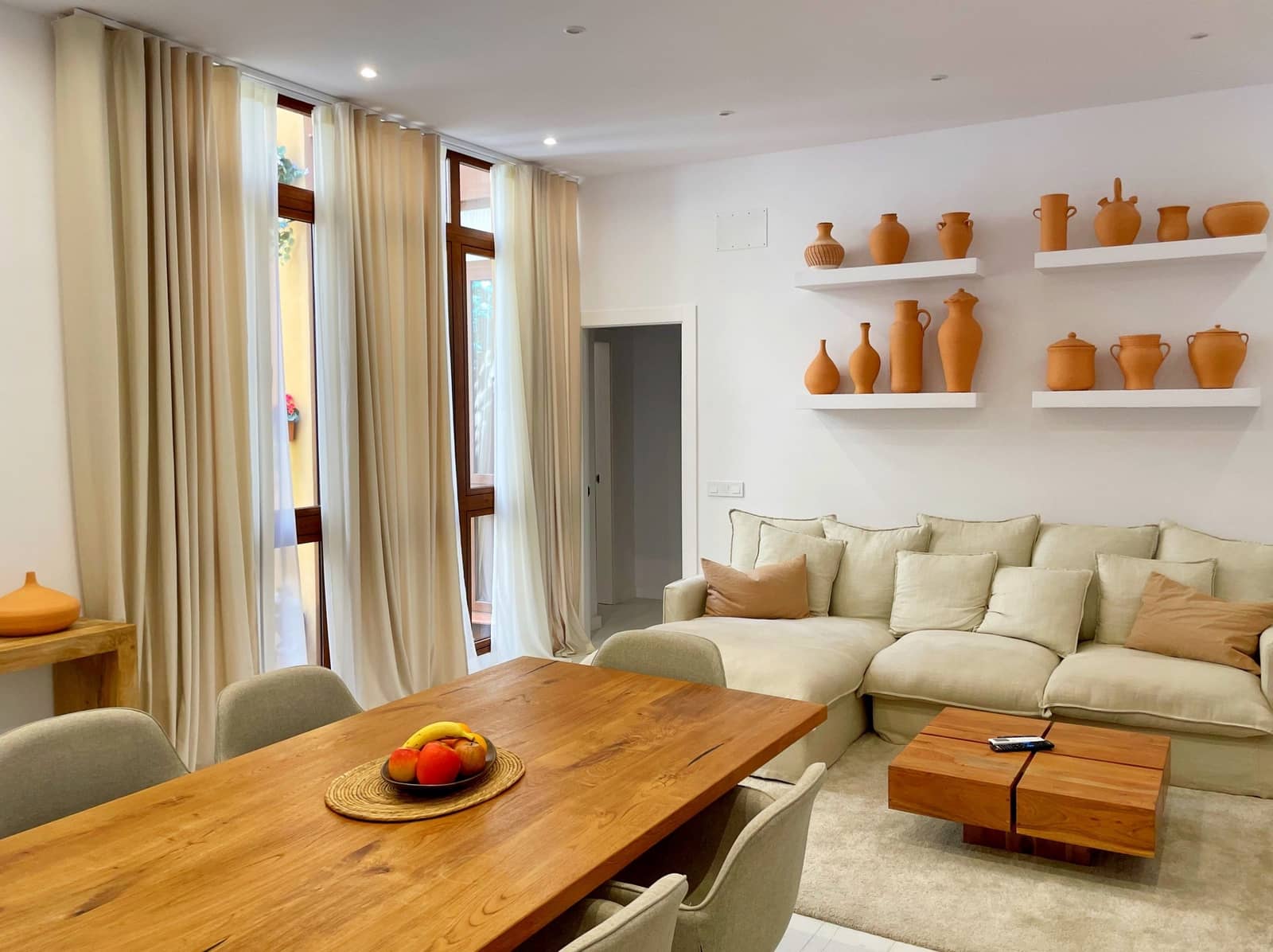 8 bedroom Flat for sale in Malaga city - € 1,800,000 (Ref: 9626192)