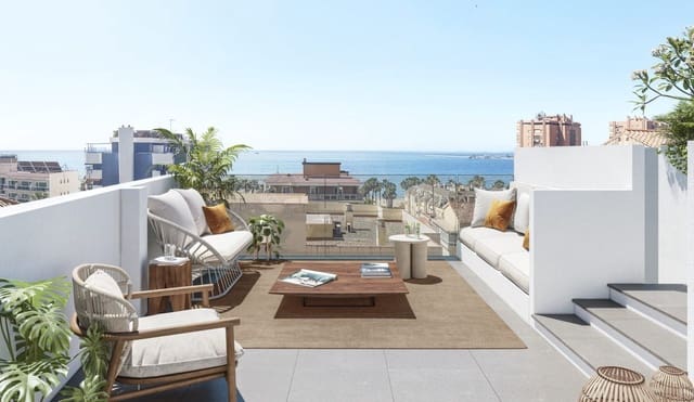 2 makuuhuone Kattohuoneisto myytävänä paikassa La Malagueta, Málaga kaupunki - 880 000 € (Ref: 9626195)