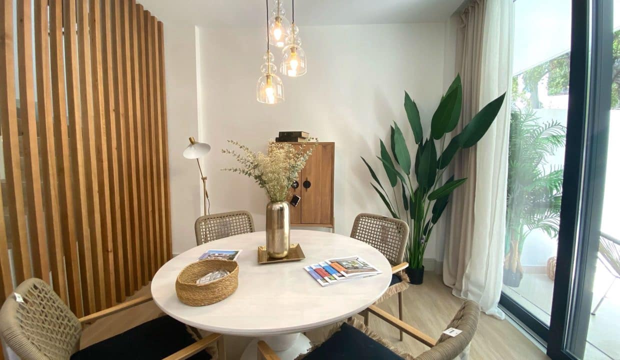 3 bedroom Semi-detached Villa for sale in Malaga city with pool garage - € 1,750,000 (Ref: 9626279)