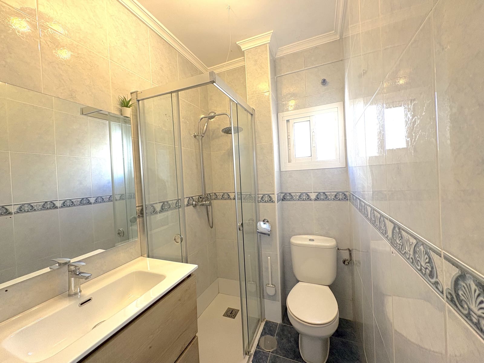 3 sovrum Lägenhet till salu i Malaga stad - 252 000 € (Ref: 9669463)