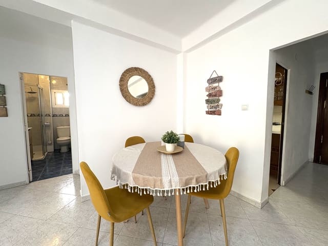 3 sovrum Lägenhet till salu i Cruz del Humilladero, Málaga stad - 252 000 € (Ref: 9669463)