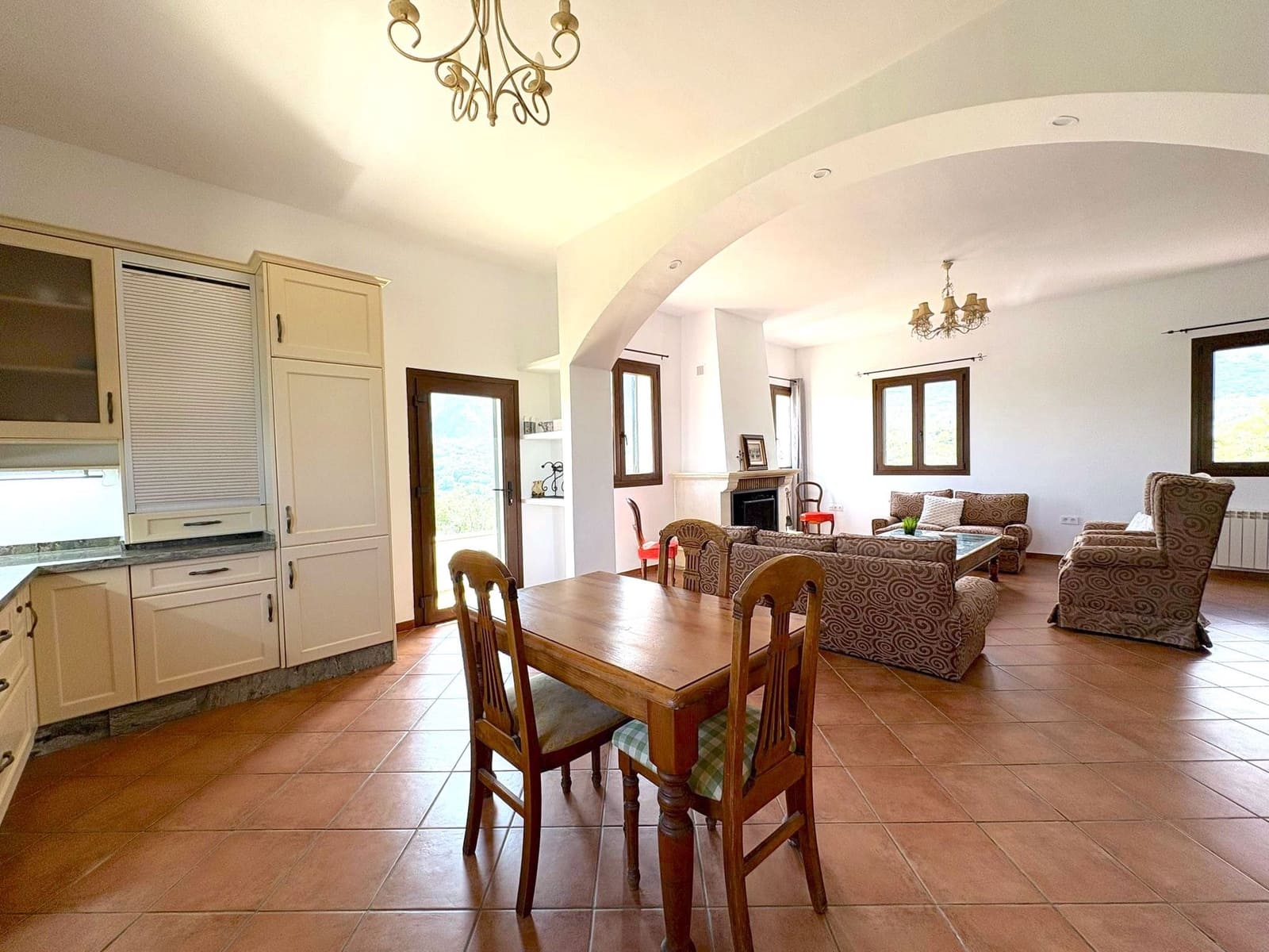 Finca/Casa Rural de 5 habitaciones en Antequera en alquiler con garaje - 1.700 € (Ref: 9807126)