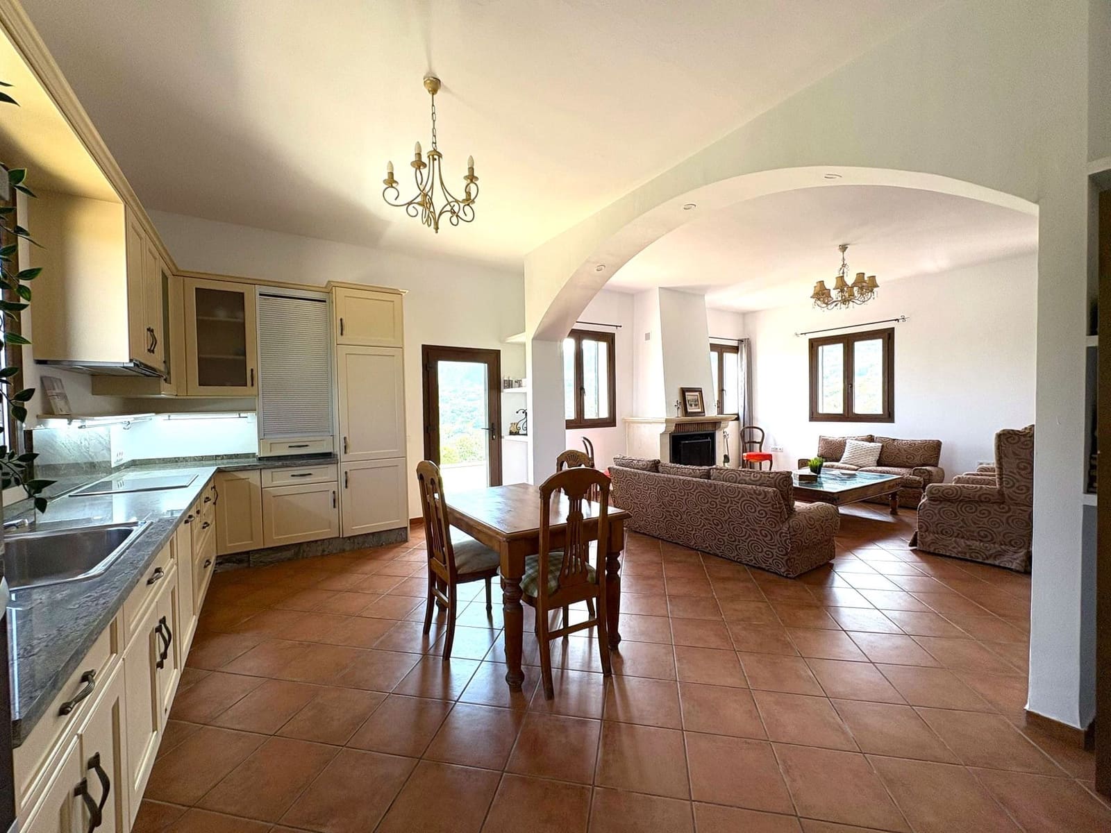 Finca/Casa Rural de 5 habitaciones en Antequera en alquiler con garaje - 1.700 € (Ref: 9807126)