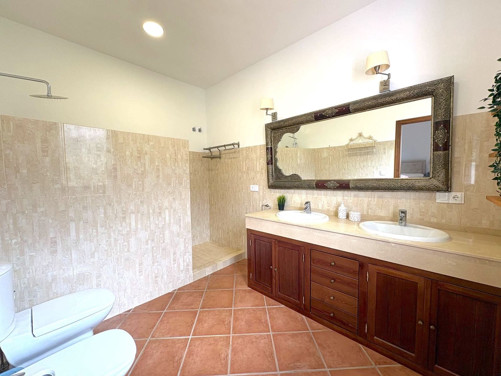 Finca/Casa Rural de 5 habitaciones en Antequera en alquiler con garaje - 1.700 € (Ref: 9807126)