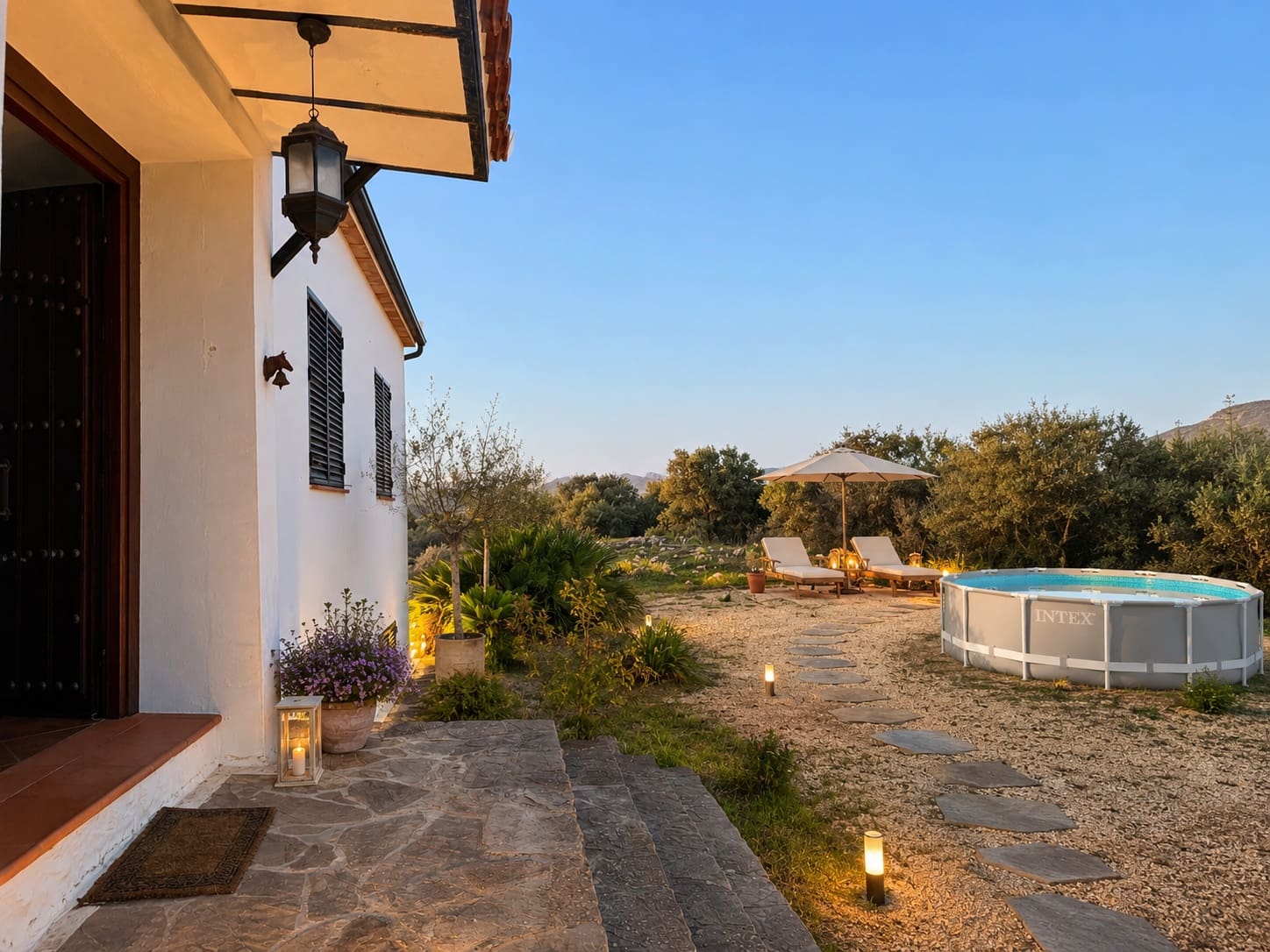 5 bedroom Finca/Country House for rent in Antequera with pool garage - € 1,700 (Ref: 9807126)