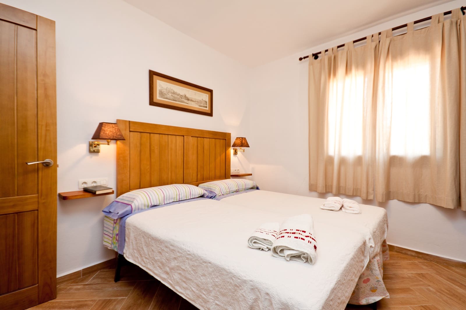 2 sypialnia Finka/Dom wiejski do wynajęcia w Alora z basenem garażem - 1 500 € (Ref: 9819516)