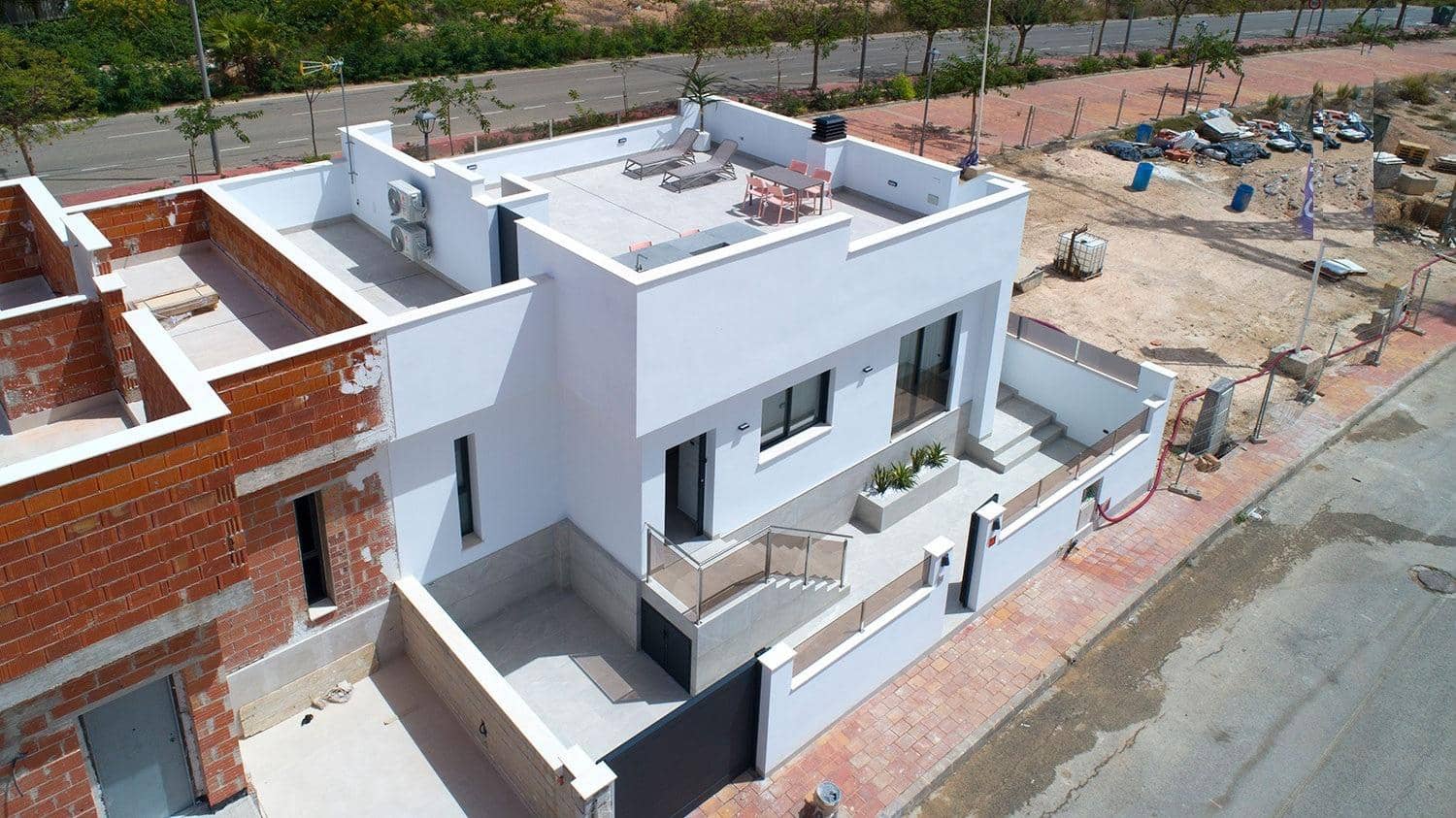 3 bedroom Semi-detached Villa for sale in Sucina with pool - € 329,900 (Ref: 10005694)