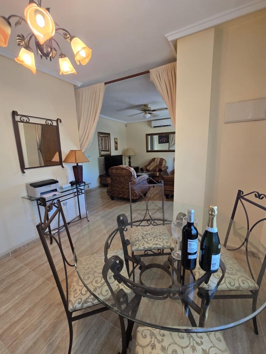 3 bedroom Villa for sale in Algorfa with pool - € 199,000 (Ref: 10051859)