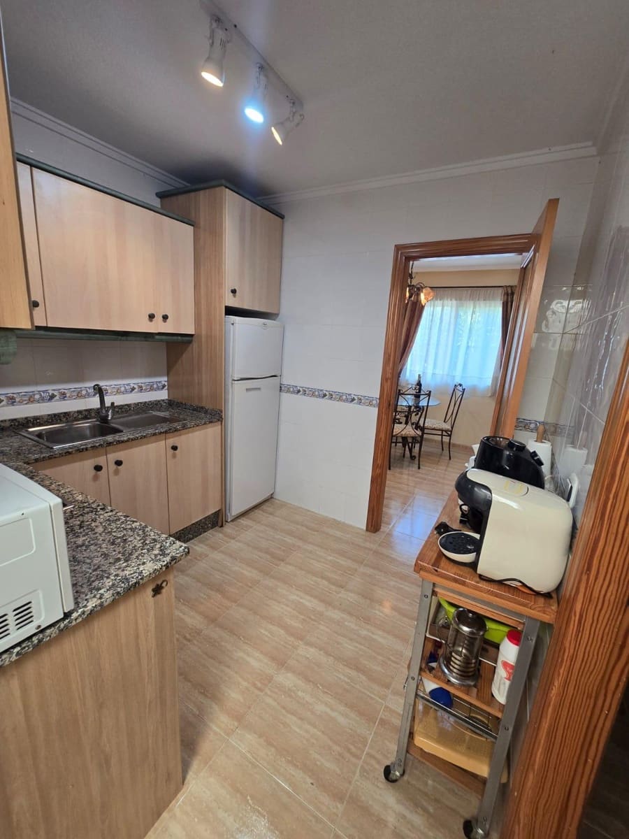3 bedroom Villa for sale in Algorfa with pool - € 199,000 (Ref: 10051859)