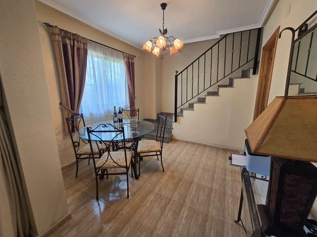 3 soveværelse Villa til salg i Algorfa med swimmingpool - € 199.000 (Ref: 10051859)