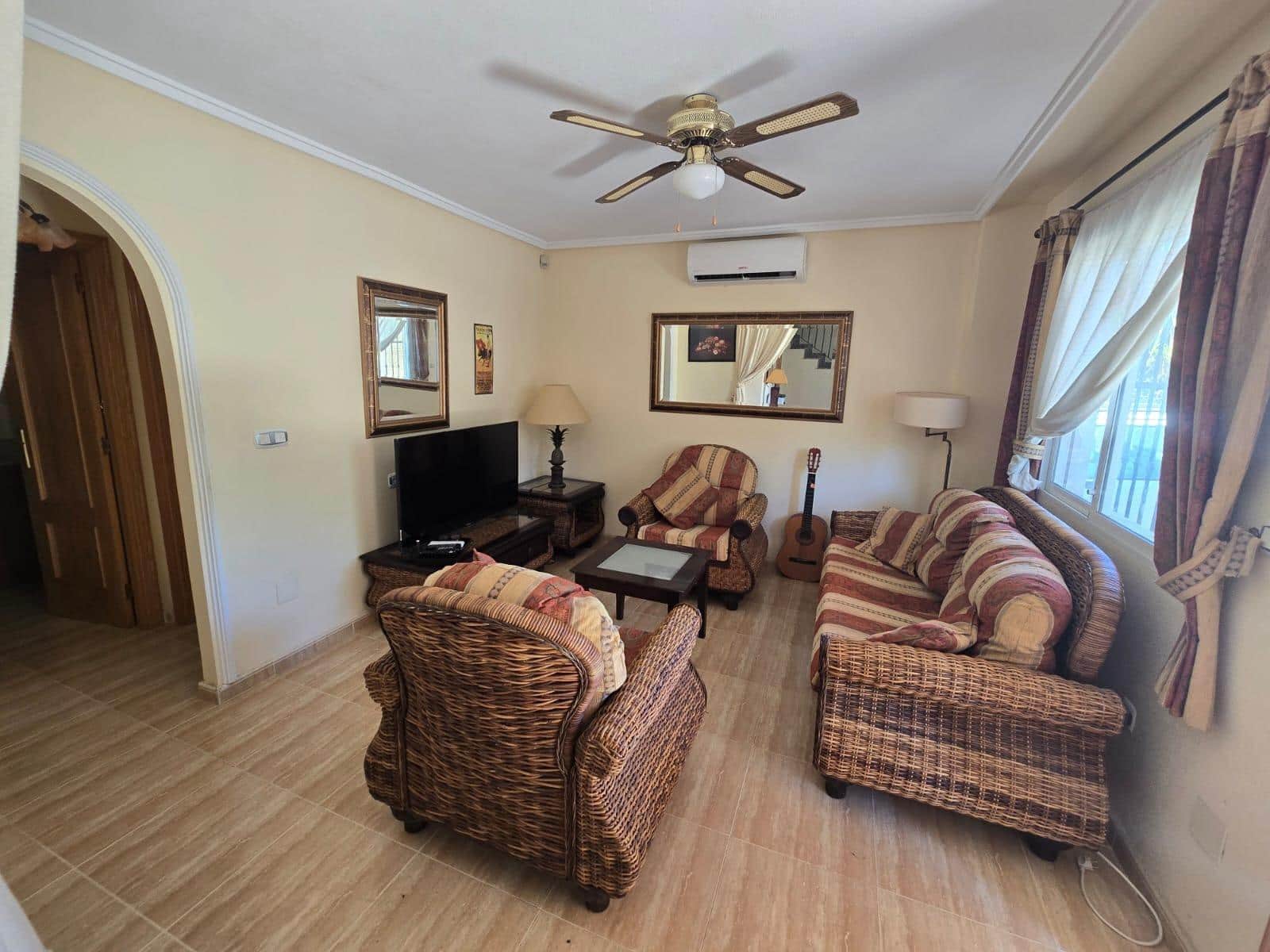 3 bedroom Villa for sale in Algorfa with pool - € 199,000 (Ref: 10051859)