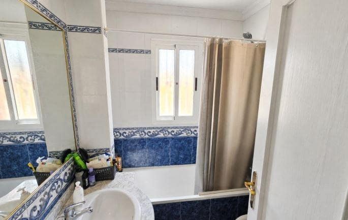 2 Zimmer Reihenhaus zu verkaufen in Filipinas mit Pool - 159.900 € (Ref: 10166747)