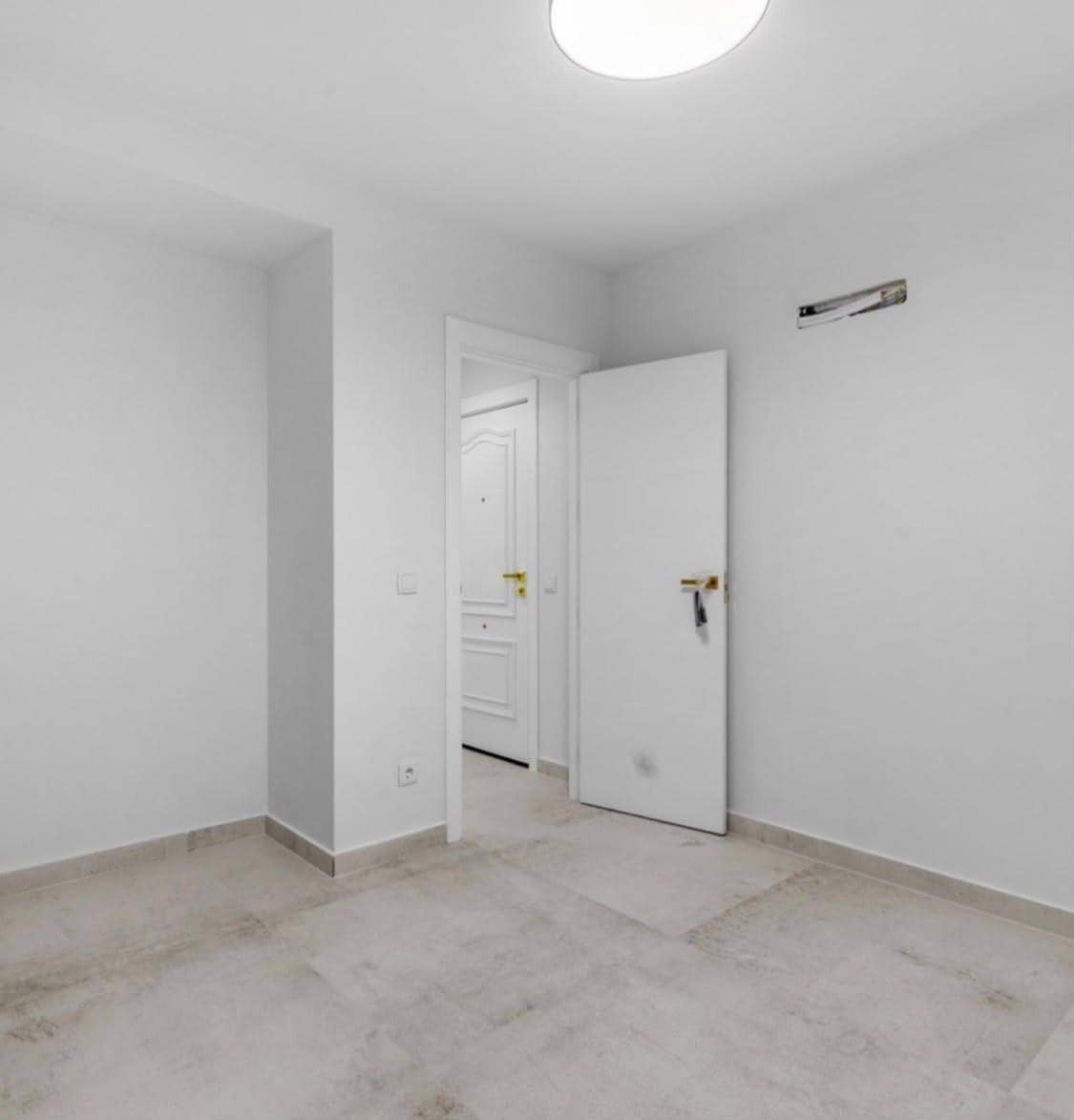 3 soverom Leilighet til salgs i Torrevieja - € 275 000 (Ref: 10177255)