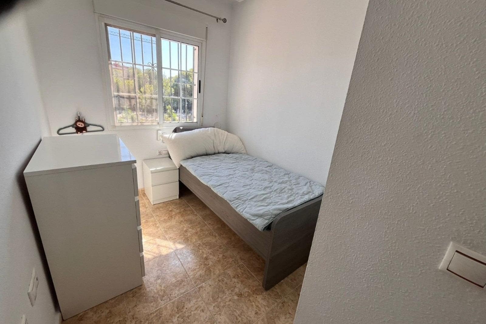 3 quarto Moradia em Banda para venda em Orihuela Costa com piscina - 245 000 € (Ref: 9773097)