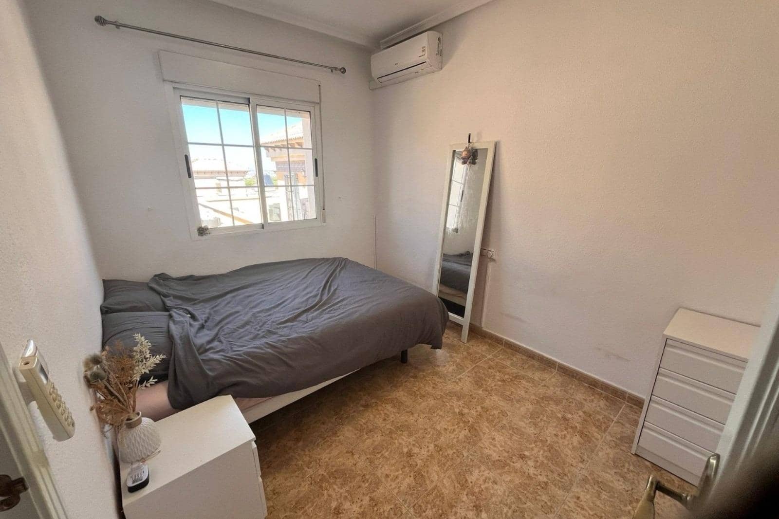 3 quarto Moradia em Banda para venda em Orihuela Costa com piscina - 245 000 € (Ref: 9773097)