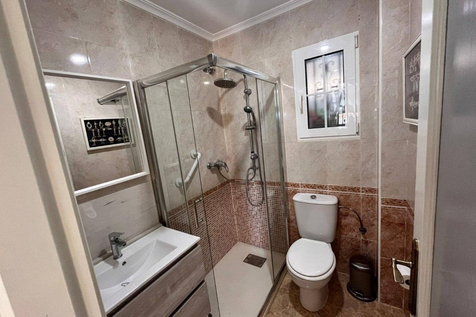 3 quarto Moradia em Banda para venda em Orihuela Costa com piscina - 245 000 € (Ref: 9773097)