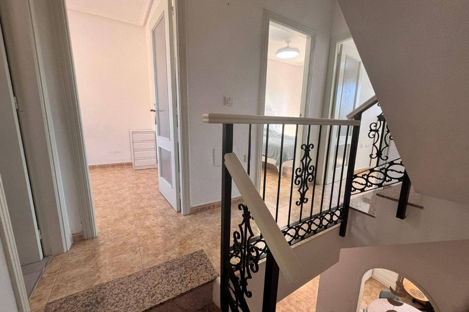 3 quarto Moradia em Banda para venda em Orihuela Costa com piscina - 245 000 € (Ref: 9773097)