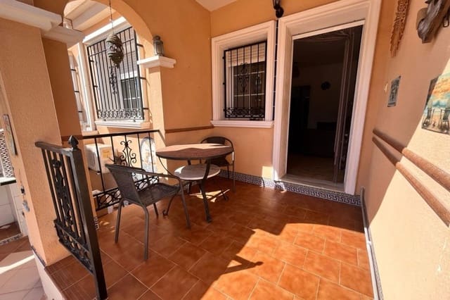 3 quarto Moradia em Banda para venda em Punta Prima, Orihuela com piscina - 245 000 € (Ref: 9773097)