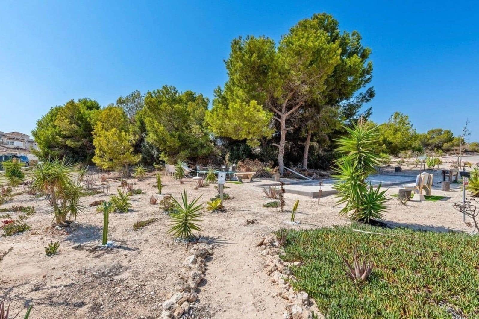 3 bedroom Terraced Villa for sale in Villamartin with pool - € 245,000 (Ref: 9773097)