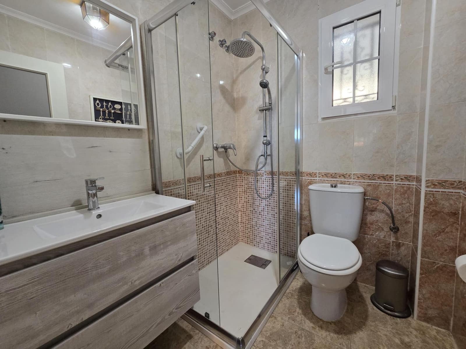 3 bedroom Terraced Villa for sale in Villamartin with pool - € 245,000 (Ref: 9773097)